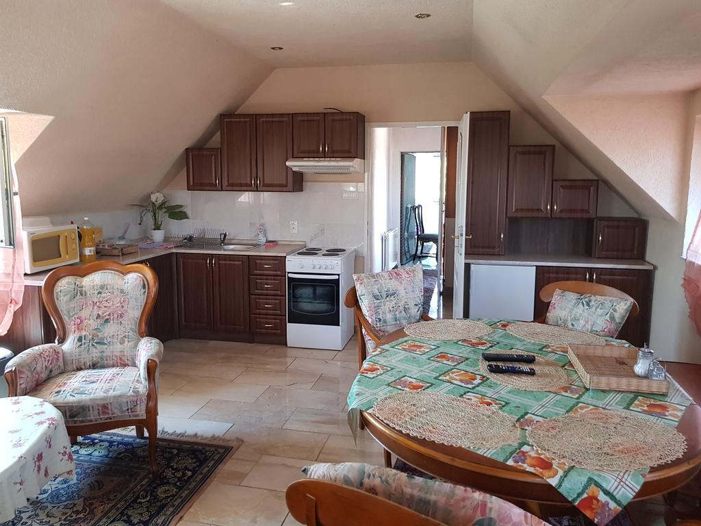 Villa Apartment Ruban ภายนอก รูปภาพ